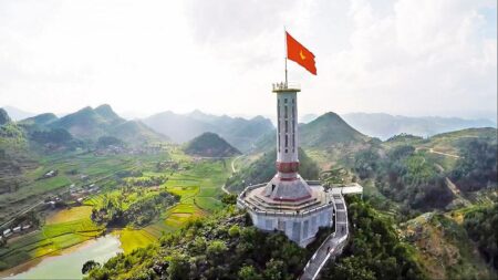 drapeau ha giang vietnam 1