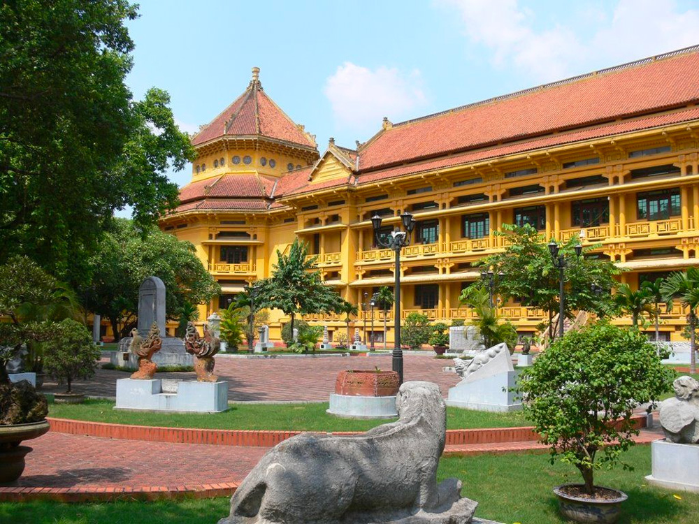 Musee national dhistoire du Vietnam hanoi